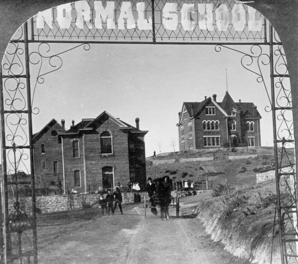 Picture of Historic University Entrance